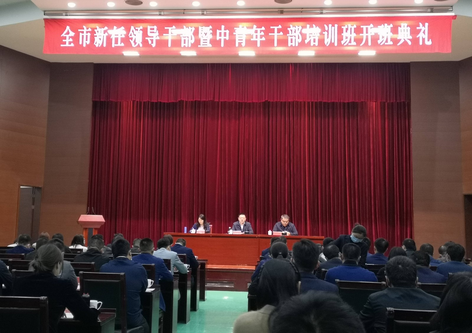 丁科长拍(1)1.jpg