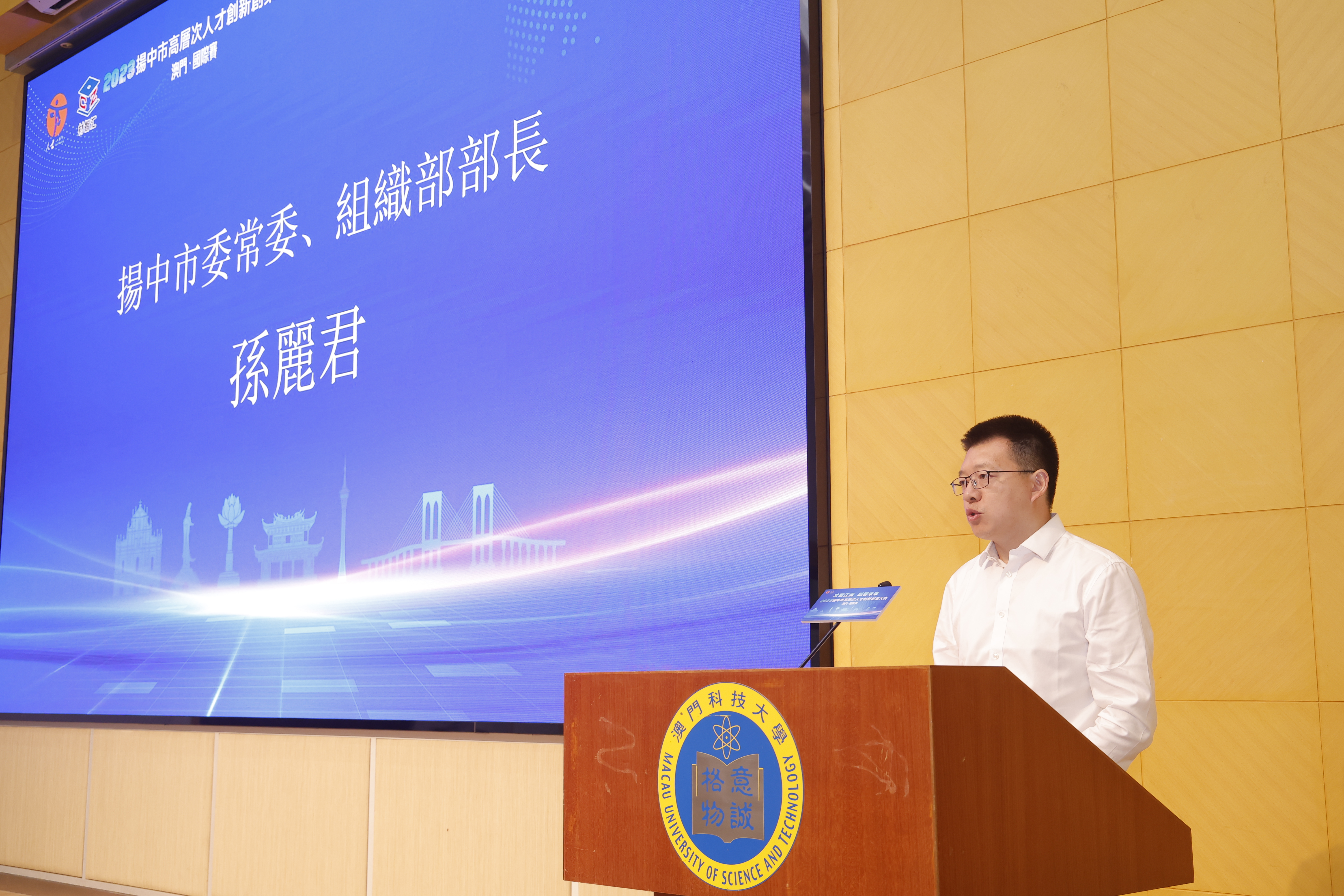 e1ef728cdb0270494f0eea783a41601.jpg